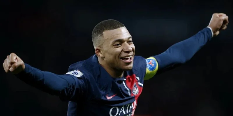 Kylian Mbappé: Vị thủ lĩnh trẻ dẫn dắt đội tuyển chiến thắng